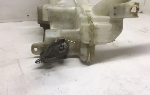 Mazda 3 I Windshield washer fluid reservoir/tank 860142721