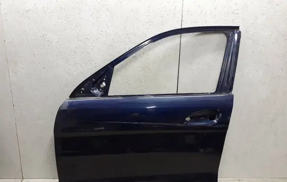 Mercedes-Benz GLE (W166 - C292) Front door