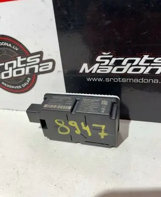 Volvo S60 Door central lock control unit/module 31268992
