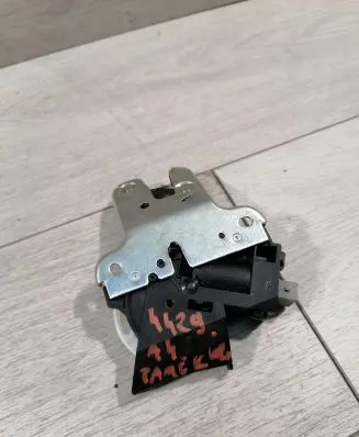 Audi A4 S4 B8 8K Tailgate/trunk/boot lock/catch/latch 4F5827505D