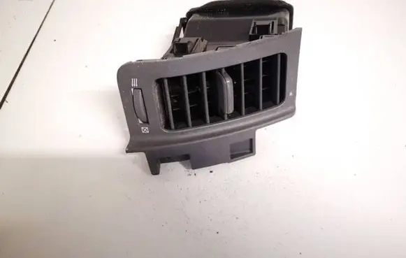 Nissan X-Trail T31 Dash center air vent grill 68751jg00b 68751jg40b