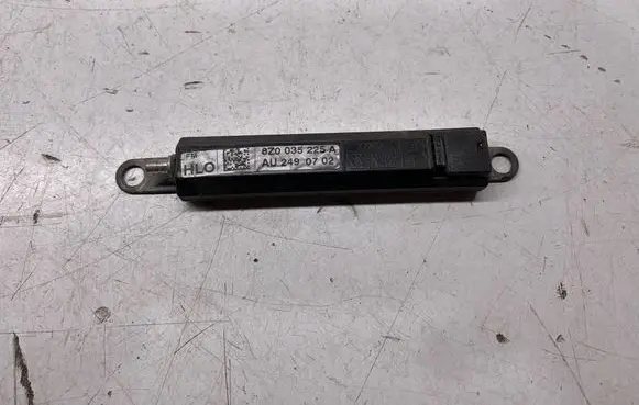 Audi A2 Sound amplifier 8Z0035225A AU2490702