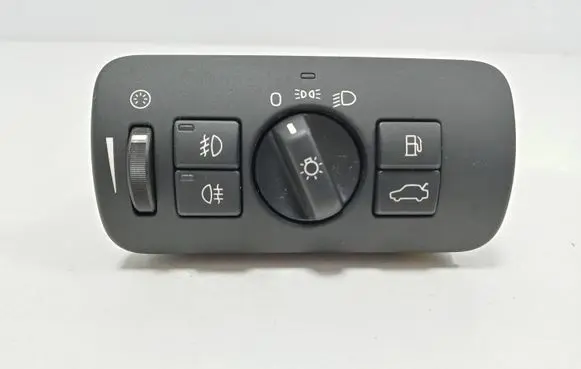 Volvo V70 Light switch 30739414