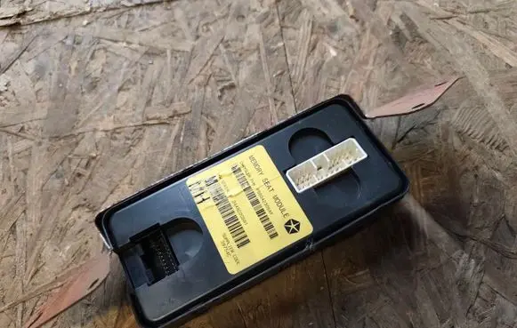 Jeep Grand Cherokee (WJ) Seat control module P56042305AF