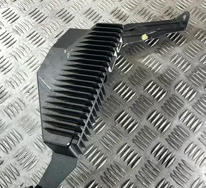 Volvo XC70 Sound amplifier 30752259