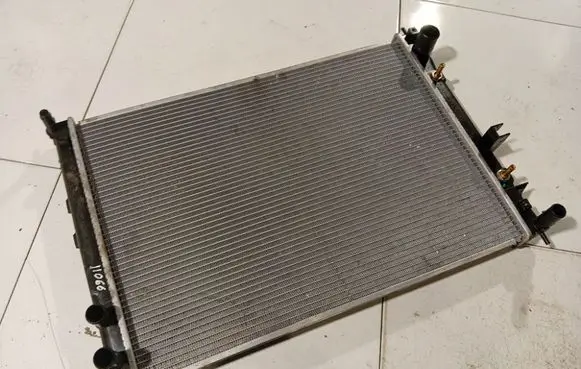Subaru B9 Tribeca Coolant radiator 
