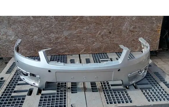 Ford Focus C-MAX Front bumper 3M51R17757A