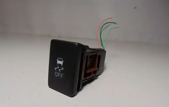 Toyota Avensis T270 ESP (stability program) switch 15C032