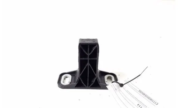 Mercedes-Benz Vito Viano W447 Front bumper mounting bracket A4478850214
