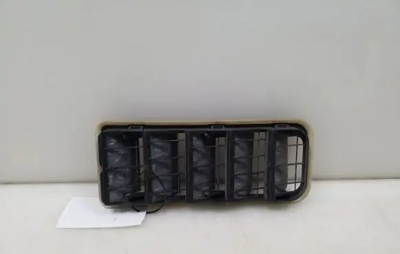 Volvo V60 Fender grill 8623444