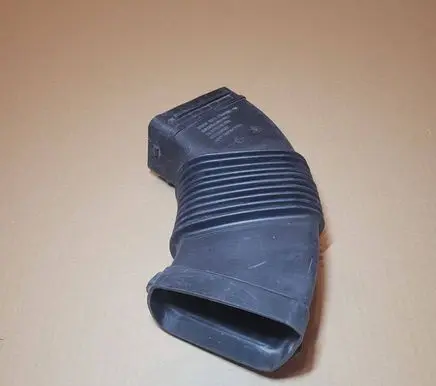 BMW Z4 E89 Air intake hose/pipe 7582914