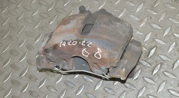 Volkswagen PASSAT CC Front brake caliper