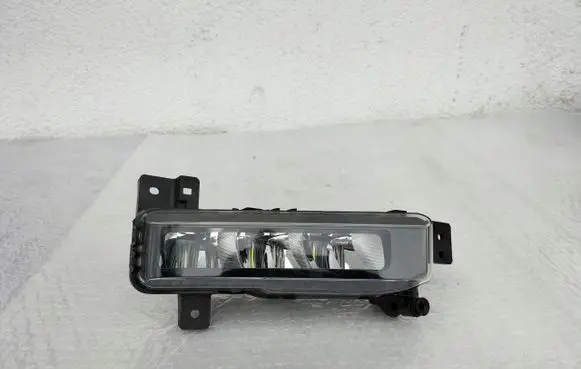 BMW 1 F40 Front fog light 11321040000
