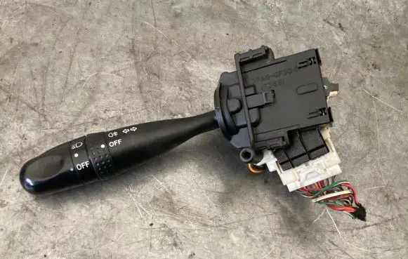Toyota Corolla E120 E130 Indicator stalk 173681