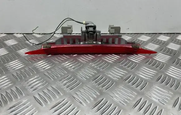 Mazda 6 Third/center stoplight 28661979