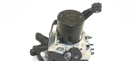 BMW 5 E60 E61 ABS Pump 34516783360 34526783362