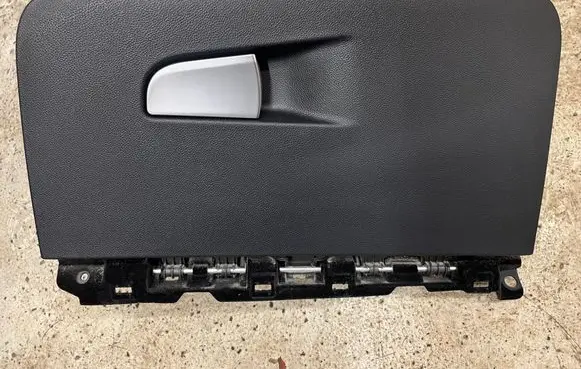 Alfa Romeo Stelvio Glove box set 1561258410