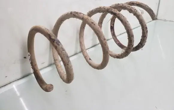 Renault Espace II Rear coil spring