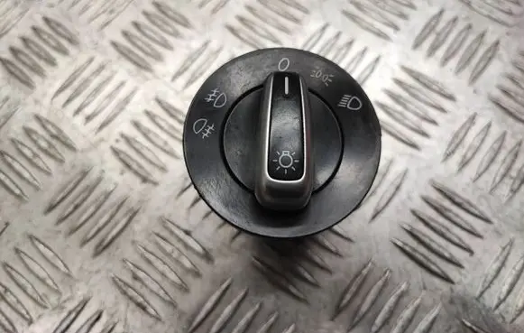Volkswagen Touran I Light switch 