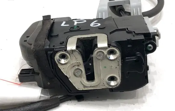 Front door lock