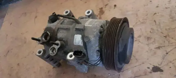 KIA Sportage Air conditioning (A/C) compressor (pump) F500BXDAA02 F600BXDAA02