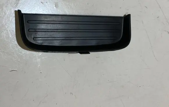Ford Mustang VI Central console drawer/shelf pad FR3B63045M97A