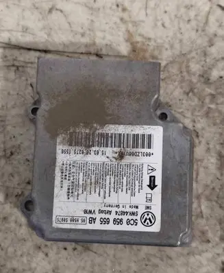 Volkswagen Jetta VI Airbag control unit/module 5C0959655AB 003LZD06UYKX 05H50050975