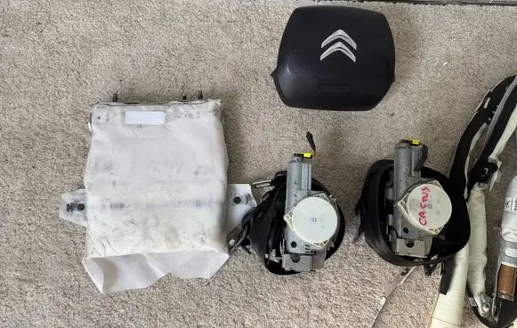 Citroen C4 Cactus Airbag set 34137795D