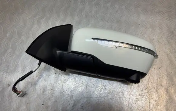Nissan Qashqai Front door electric wing mirror 20805001