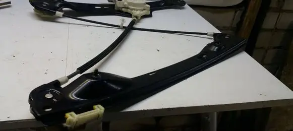 BMW 3 E90 E91 Sliding door window regulator with motor 7140587 7060265