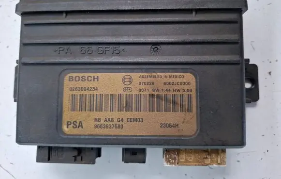 Citroen C4 Grand Picasso Parking PDC control unit/module 9663937580