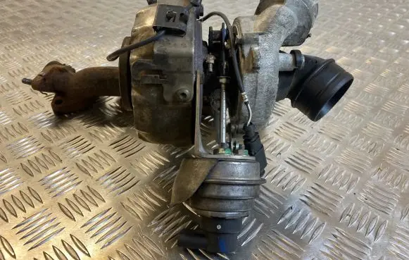 Volkswagen PASSAT B6 Turbo 7570425017S SKA00713R
