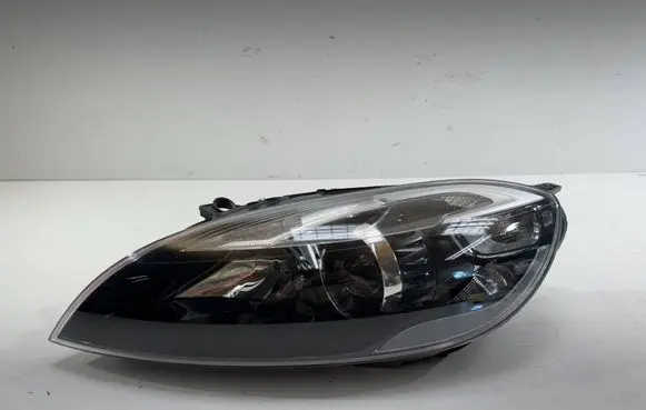 Volvo V40 Headlight/headlamp 31420007