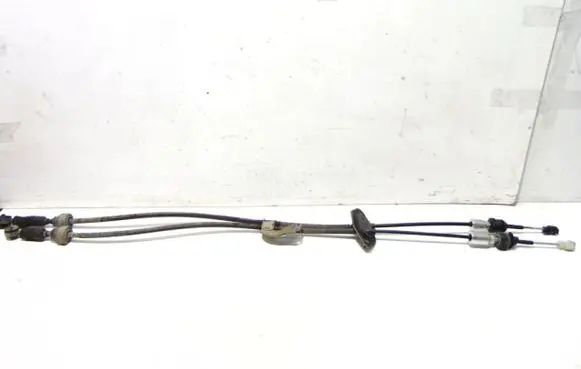 Honda CR-V Gear shift cable linkage 