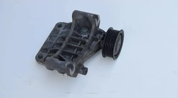 Audi Q7 4L Generator/alternator bracket 059903143