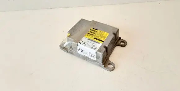 Toyota Avensis T250 Airbag control unit/module 8917005220 215955102