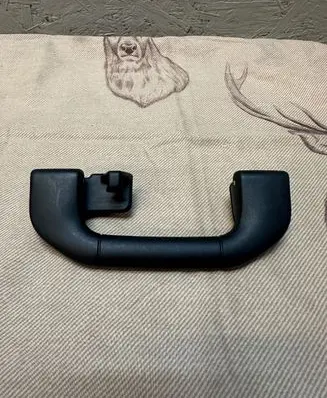 Mercedes-Benz CLS C218 X218 Rear interior roof grab handle A2048100151