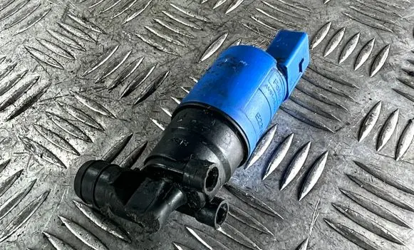 Volvo S60 Headlight washer pump AV6113K082AA AV6113K082