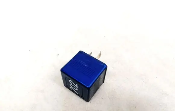 Audi A6 S6 C5 4B Other relay 8A0951253 899587