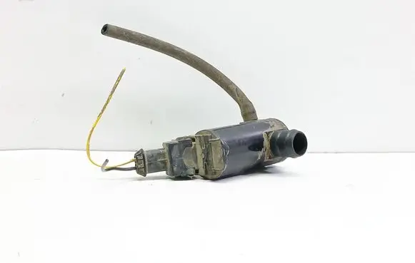 Windscreen/windshield washer pump