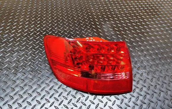 Audi A6 S6 C6 4F Rear/tail lights 4F9945095H