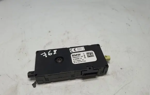 BMW 5 G30 G31 Aerial antenna amplifier 9384054 65209384054 8735981