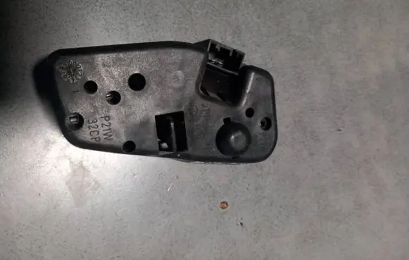 BMW 3 E46 Tail light bulb cover holder 230569L