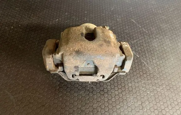 BMW X5 E53 Front brake caliper
