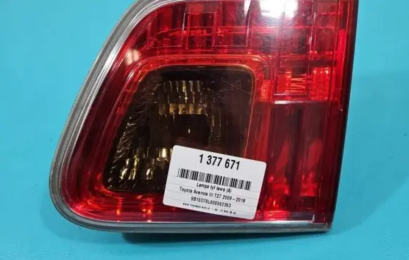 Toyota Avensis T270 Rear/tail lights 05-21 IMPRK1377671