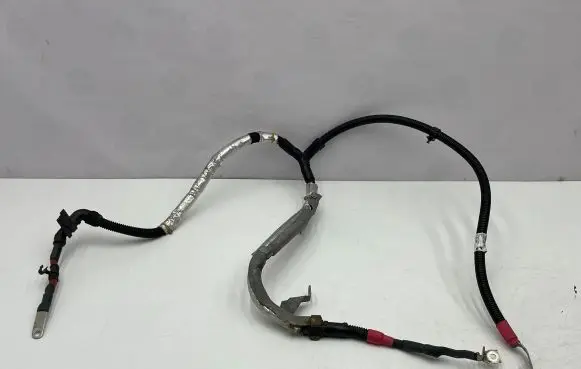 BMW 1 F20 F21 Positive cable (battery) 8584698 9A858469903 EMV224