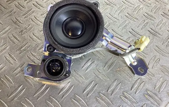 Lexus LS 460 - 600H Parcel shelf speaker 861600WJ20 15513J0802