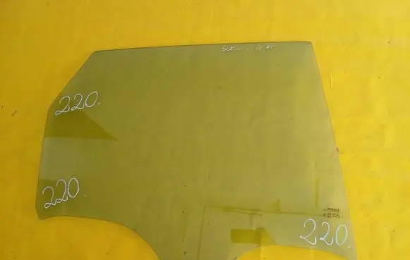 Renault Scenic II - Grand scenic II Rear door window glass