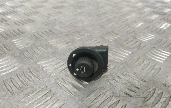 Ford Mondeo Mk III Wing mirror switch 93BG17B676BA