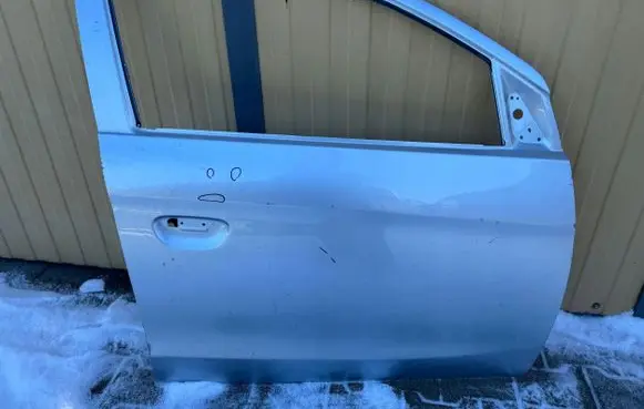 Mitsubishi Space Star Front door
